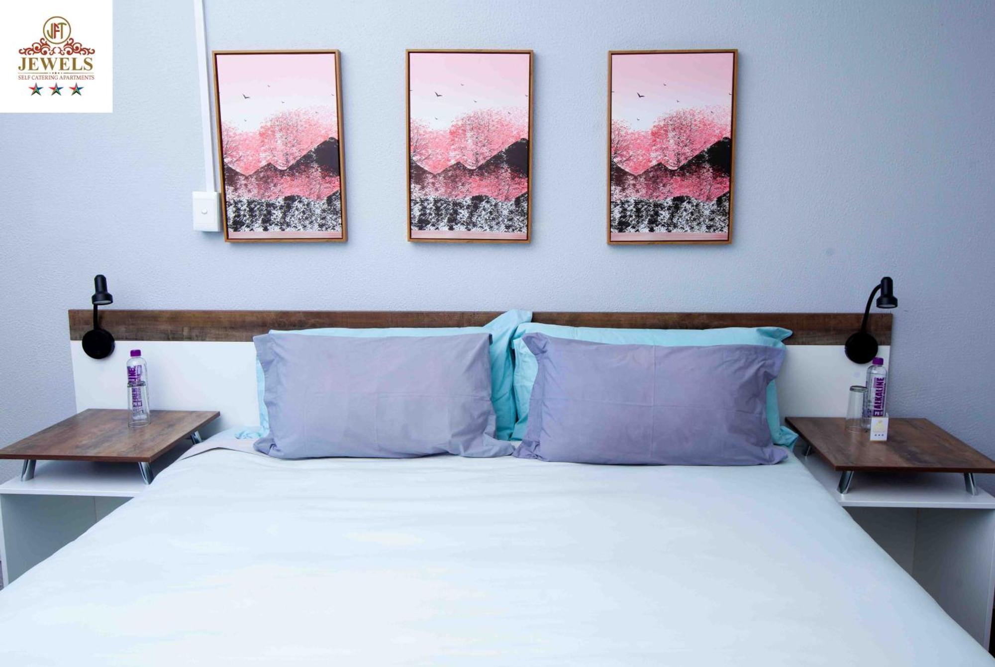Bed and Breakfast Jft Self Catering Units Ист-Лондон Экстерьер фото