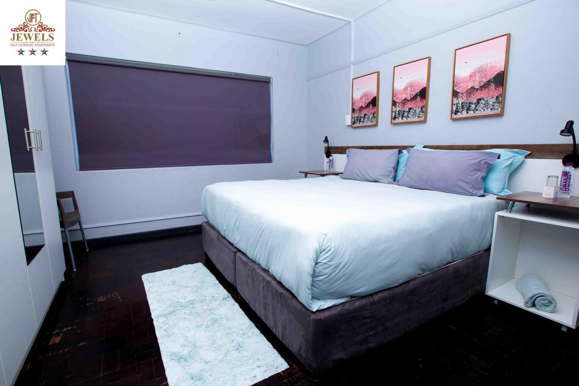 Bed and Breakfast Jft Self Catering Units Ист-Лондон Экстерьер фото